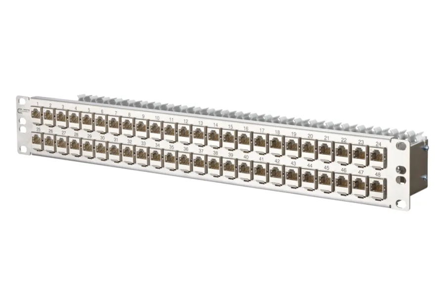METZ CONNECT 130924-E patch panel 1.5U